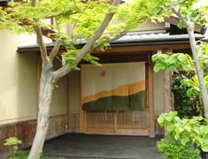 玉屋 かも川店